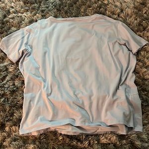 Lululemon back in action short sleeve